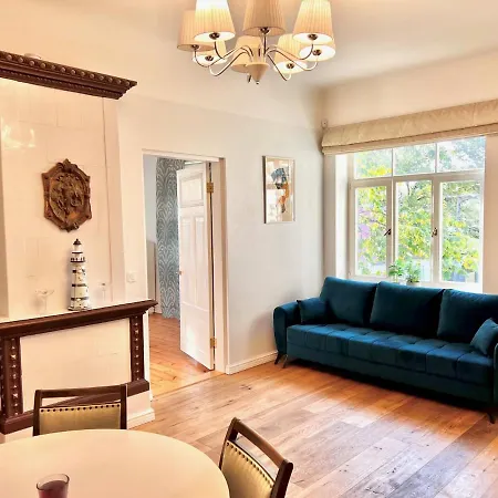 Hubane Ja Ruumikas Saunaga Korter Paernu Kesklinnas Exterior photo
